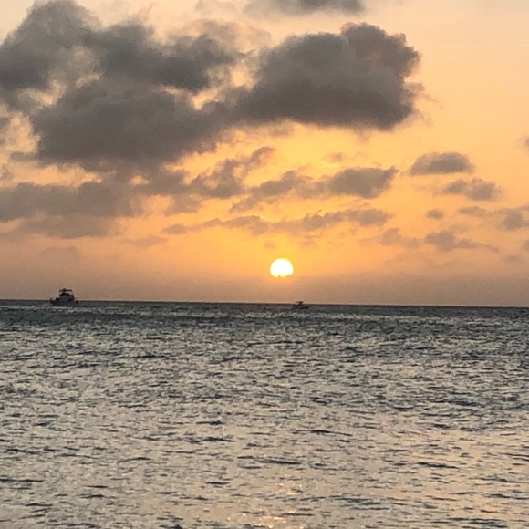 Profile Picture of Mia Blake (@mia_blake491) on Poshmark