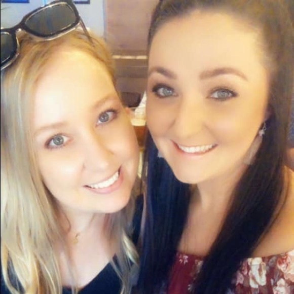 Profile Picture of Hannah Ramsay (@hanram1910) on Poshmark