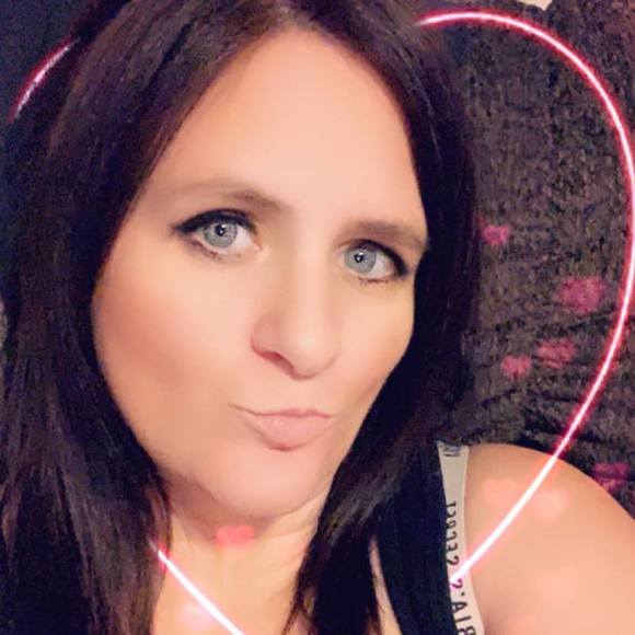 Profile Picture of Sara Kentner (@kentnersara) on Poshmark