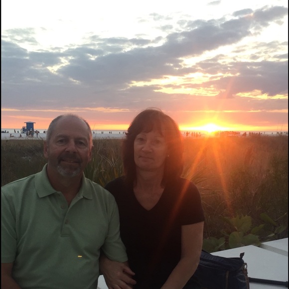 Profile Picture of Charlene Casey (@cccasey63) on Poshmark