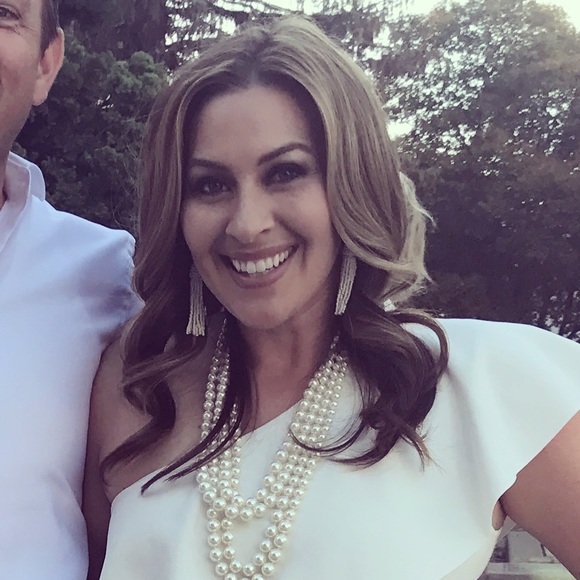 Profile Picture of Stefanie Stenklyft (@stefanie_marie) on Poshmark