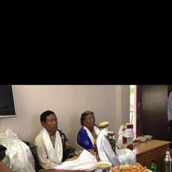 Lobsang Dodack - Poshmark Profile Picture of Lobsang Dodack (@lobsangdodack) on Poshmark