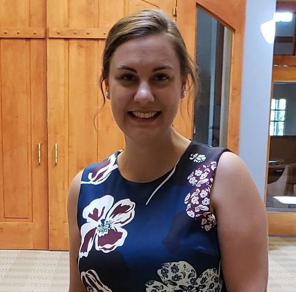 Profile Picture of Emily Zubella (@emmy2008) on Poshmark