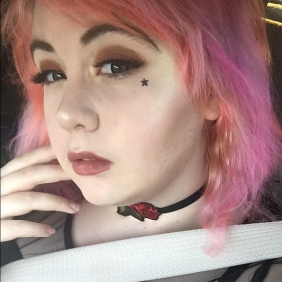 Profile Picture of Rose Dansfiell (@sleepynova) on Poshmark