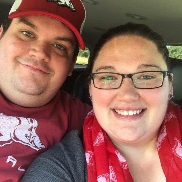 Profile Picture of Michaela Manning (@michaelalynn_08) on Poshmark