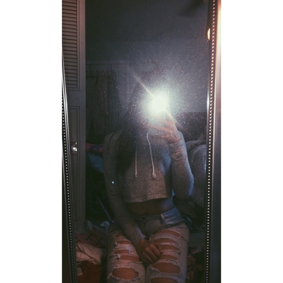 Profile Picture of Gia Galutzi (@giamariee117) on Poshmark