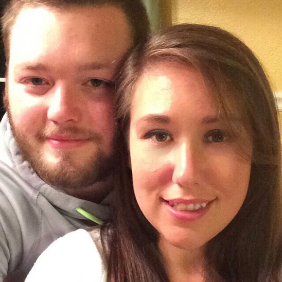 Profile Picture of Tiffany Stillwell (@tiffany_love32) on Poshmark