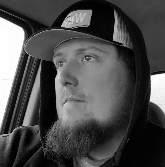Profile Picture of Brad Harris (@bpharris55) on Poshmark