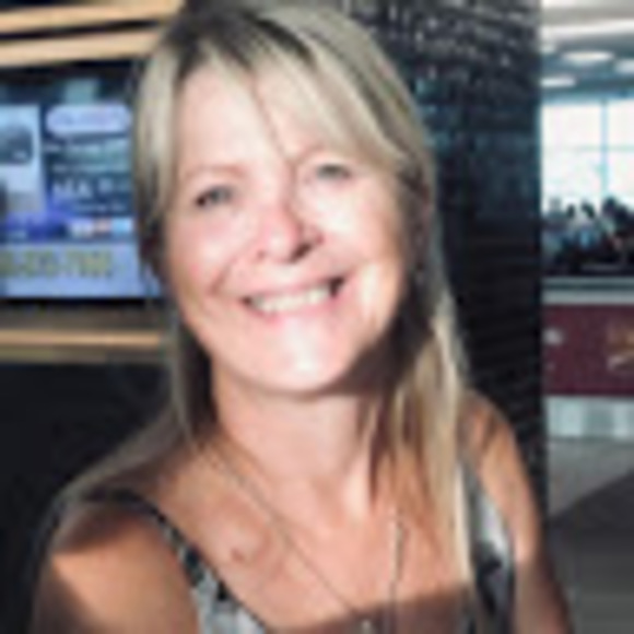 Profile Picture of Heather Mckay (@hairextreme6897) on Poshmark