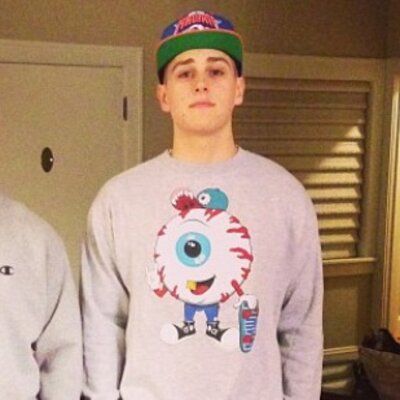 Profile Picture of Jacob's Mishka (@JacobsMishka) on Twitter