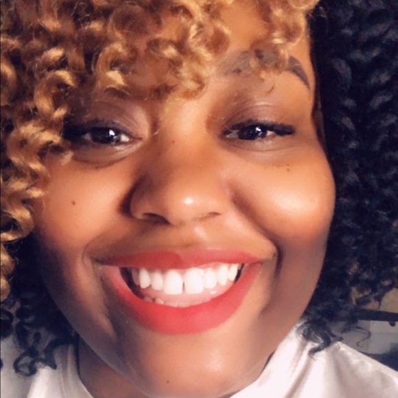 Profile Picture of Demetrice Pryor (@success1987) on Poshmark