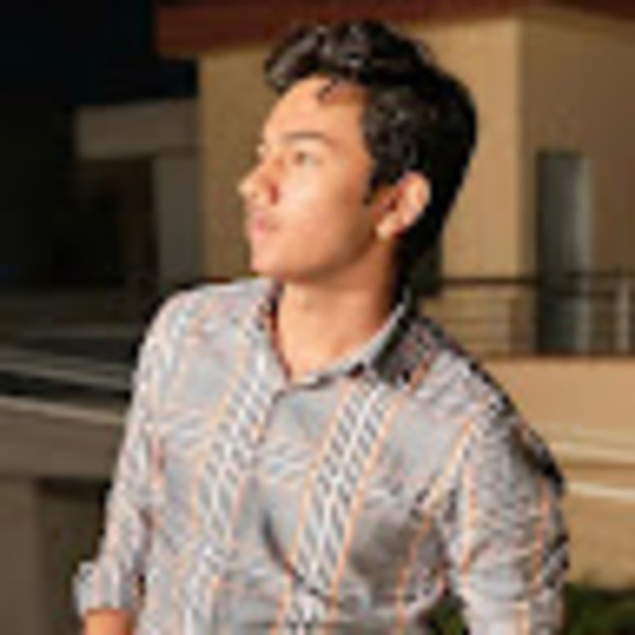 Afaq Shahid - Poshmark Profile Picture of Afaq Shahid (@afaqshahid487) on Poshmark