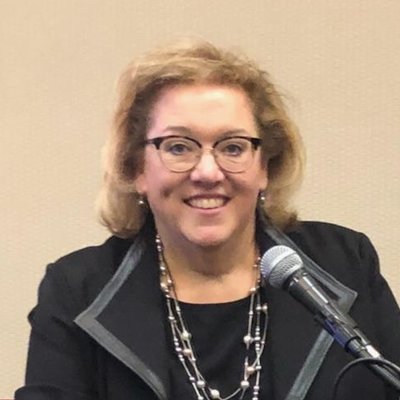 Profile Picture of Lisa C Wozniak (@LisaJWozniak) on Twitter