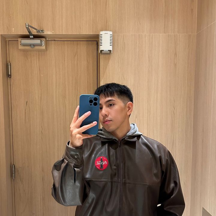 Profile Picture of John (@johnnyac) on Tiktok