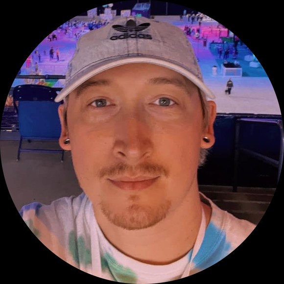 Profile Picture of Justin Mccleney (@justinmccl) on Poshmark