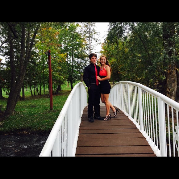 Profile Picture of Ashton Stempien (@ashton_1234) on Poshmark