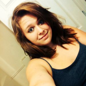 Profile Picture of Veronica Leanne (@veronleanne) on Myspace