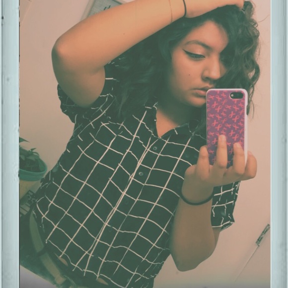 Profile Picture of Alexis Roman (@lexisapanda22) on Poshmark