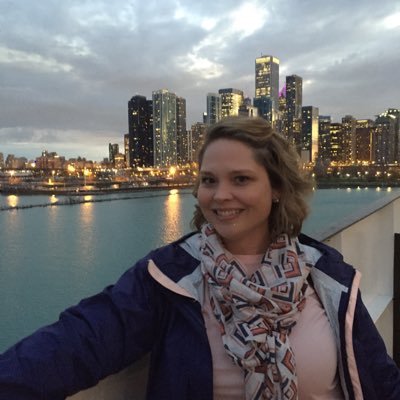 Profile Picture of Amanda Barron (@MandyLo425) on Twitter