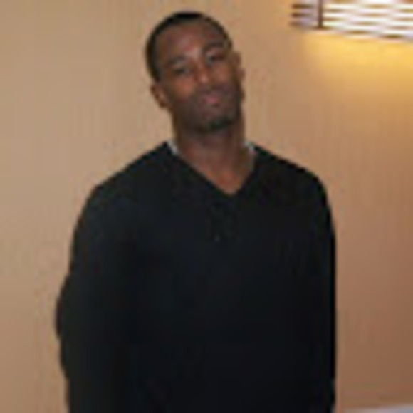 Profile Picture of Kevin Iverson (@kjis21) on Poshmark