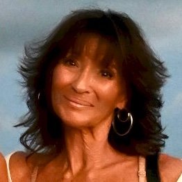 Profile Picture of Debra FerragamoHayes (@littleone_mom) on Twitter