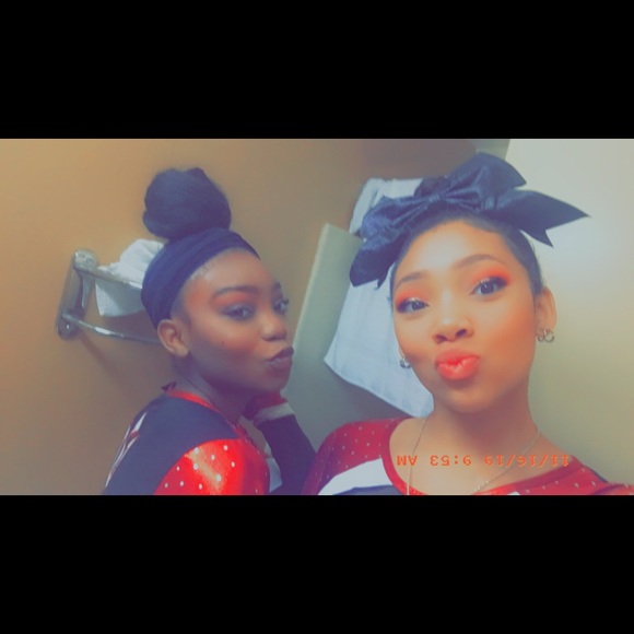 Makayla Cainion - Poshmark Profile Picture of Makayla Cainion (@makayla_donta) on Poshmark