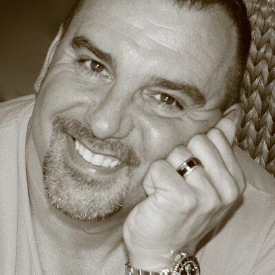 Profile Picture of Dan Thill (@danthill1) on Twitter