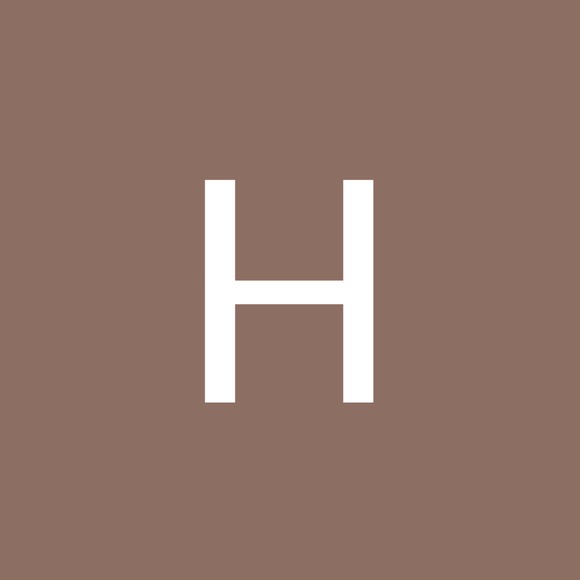 Profile Picture of Hye lim Cho (@hcho8761) on Poshmark