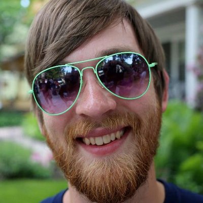 Profile Picture of Dave DeSloover (@DaveInYourEar) on Twitter