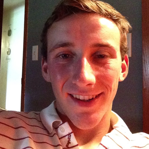 Profile Picture of Andrew Hovell (@andyhovell) on Poshmark