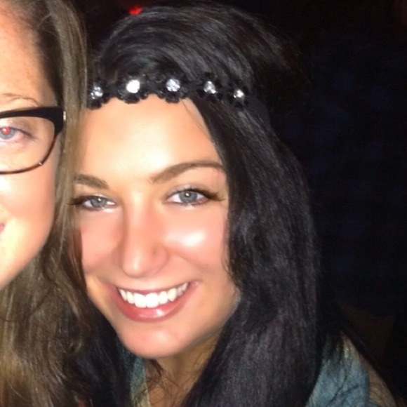 Profile Picture of Kaitlyn Keelty (@odakait) on Poshmark