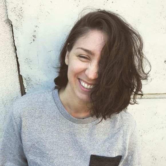 Profile Picture of Janet Miguel (@jmigg) on Poshmark