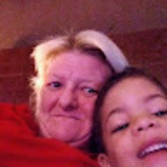 Profile Picture of Jennifer Lollar (@jenniferloll286) on Poshmark