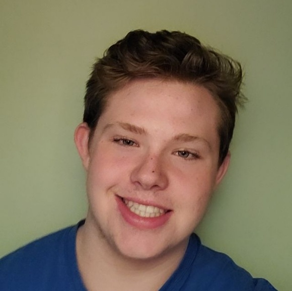 Profile Picture of Alex Emery (@ace2337) on Poshmark