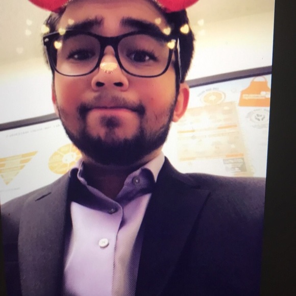 Profile Picture of Joshua Gutierrez (@joshua1810) on Poshmark