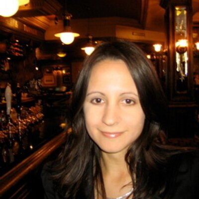 Profile Picture of Danielle Simon (@daniellesimon22) on Twitter