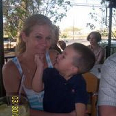Profile Picture of Lisa Jo Haugen (@lisajohaugen) on Twitter