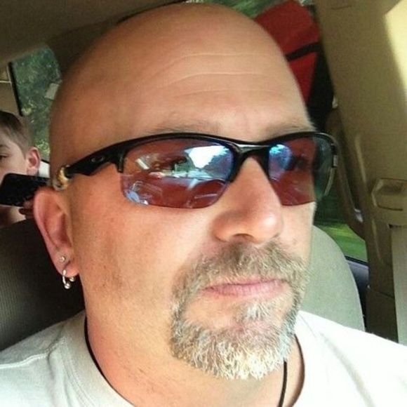 Profile Picture of Jarrod Burnside (@jradou812) on Poshmark