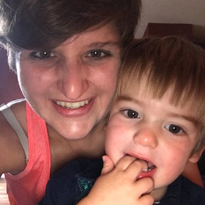 Profile Picture of Laura Daniel (@laurawritessci) on Twitter