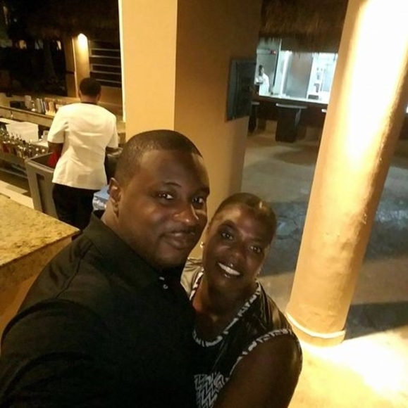 Profile Picture of Damon Moody (@moodybluejr) on Poshmark