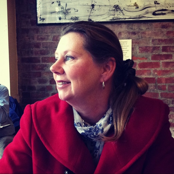 Profile Picture of Mary Helpern (@nanas_kitchen) on Poshmark