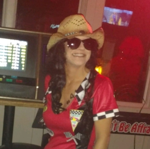 Profile Picture of Stacy Baebler (@stacykay1) on Poshmark