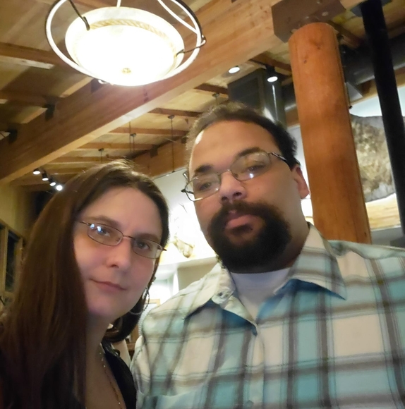 Crystal Hillstead - Poshmark Profile Picture of Crystal Hillstead (@crystalhut810) on Poshmark