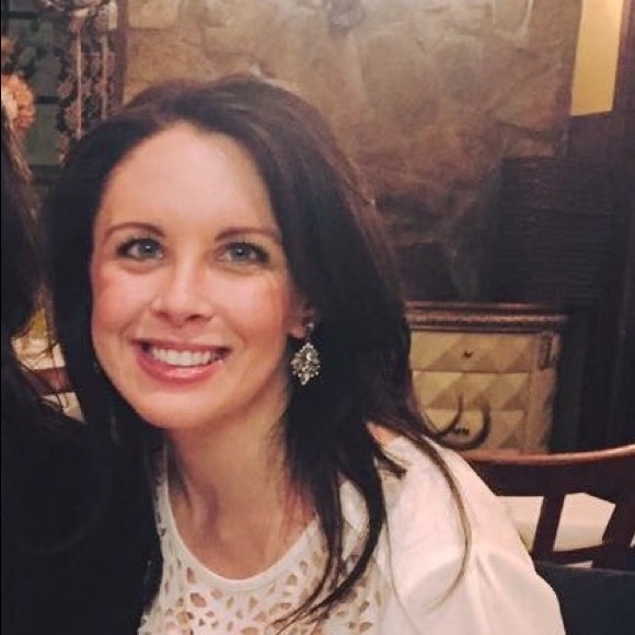 Profile Picture of Danielle Lion (@dml512) on Poshmark