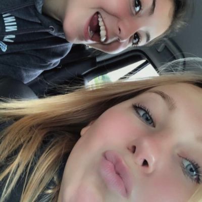 Profile Picture of Gillian Ritchie (@gillian88370608) on Twitter