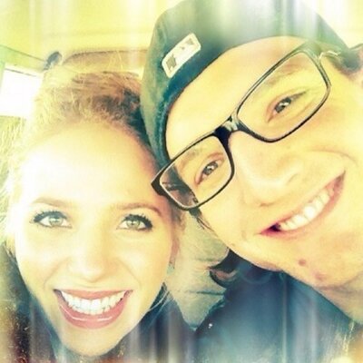 Addison Kowalik - Twitter Profile Picture of Addison Kowalik (@AddisonPerry) on Twitter