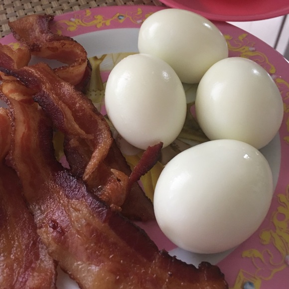 Profile Picture of Kim Thrasher (@kim_thrasher) on Poshmark