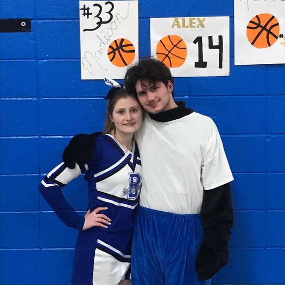 Profile Picture of Rene Stroup (@renestroup) on Poshmark