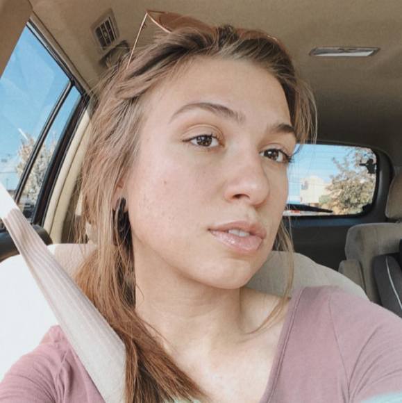 Profile Picture of Taylor Lockridge (@whos_tay) on Poshmark