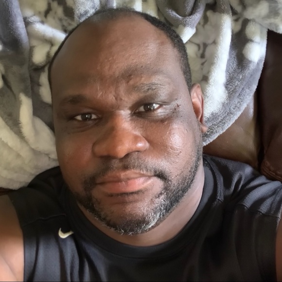 Profile Picture of Amundsen Exinor (@exinor) on Poshmark